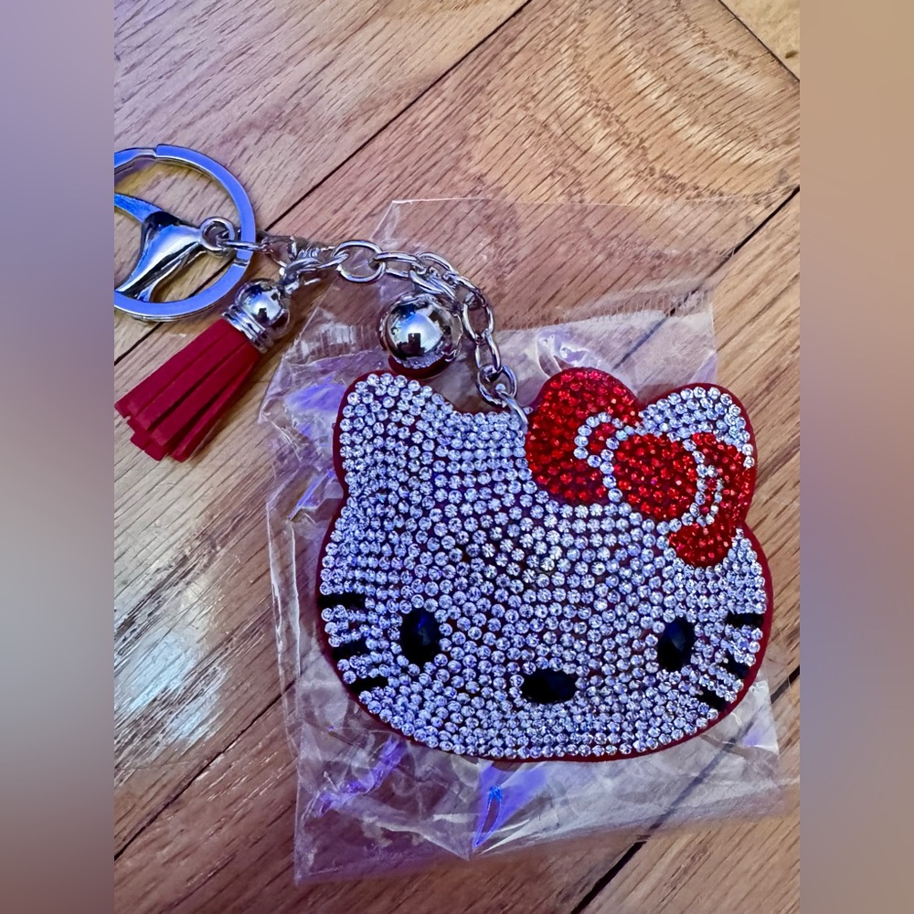 Rhinestone Hello Kitty keychain/bag charm NEW